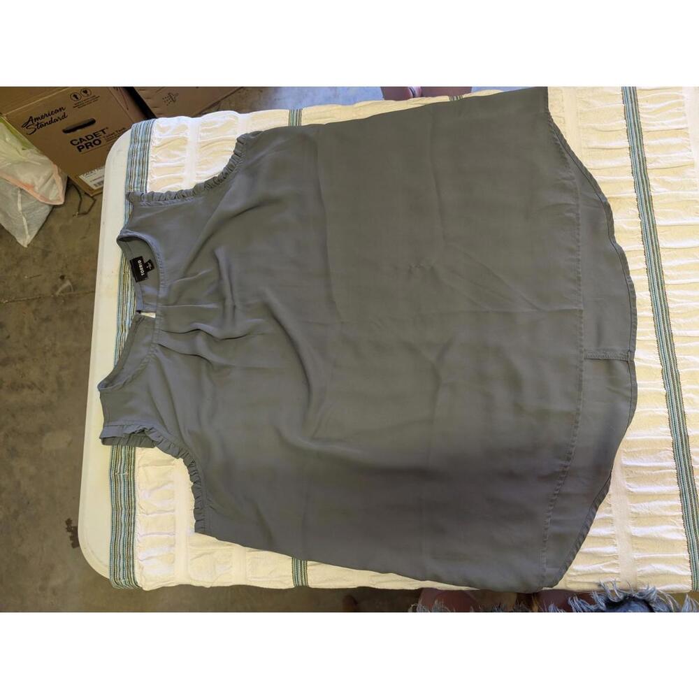 Torrid Gray Blue Sleeveless Top  Plus Size 1  Ruffle Sleeves